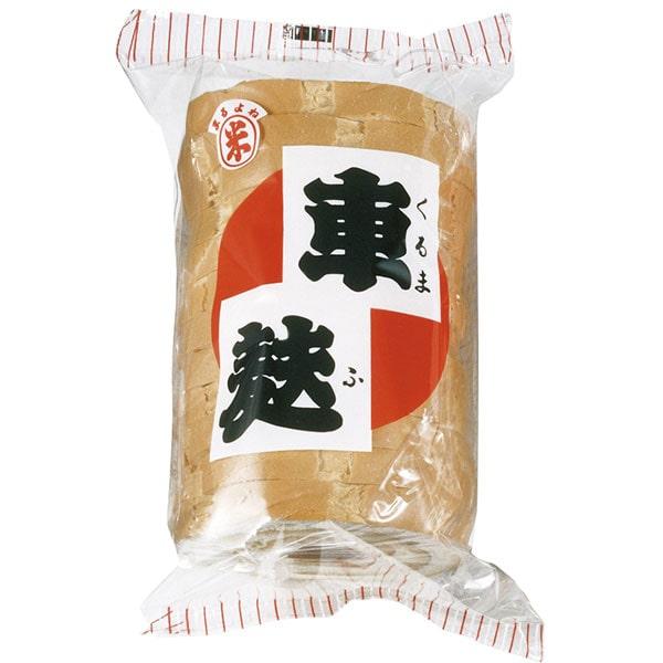 煮崩れせず、ふっくら滑らかな口当たり■職人による手巻きにこだわった車麩■棒に生地を巻き付けては焼く作業を4回繰り返した4回捲き■グルテンのもつ膨張力を利用して焼き上げた　■煮物、鍋物、カツなどに■膨張材不使用　■直径90mm【関連ワード】麩 ふ