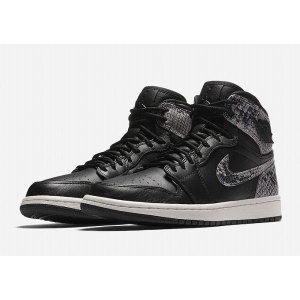NIKE AH7389-014 ナイキ エアジョーダン1 レトロ ハイ NIKE AH7389-014 ナイキ エアジョーダン1 レトロ ハイ