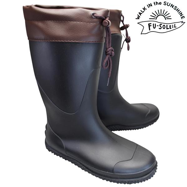 【FU-SOLEIL/フ―ソレイユ】ユニセックスワークブーツ。履き口が絞れるフード付き。土や泥の侵入が防げます！土や泥が詰まりにくいフラット底採用で畝やマルチシートを痛めにくい！片足約540g（Lサイズ）と軽量な上、柔らかな素材で動きやすい...