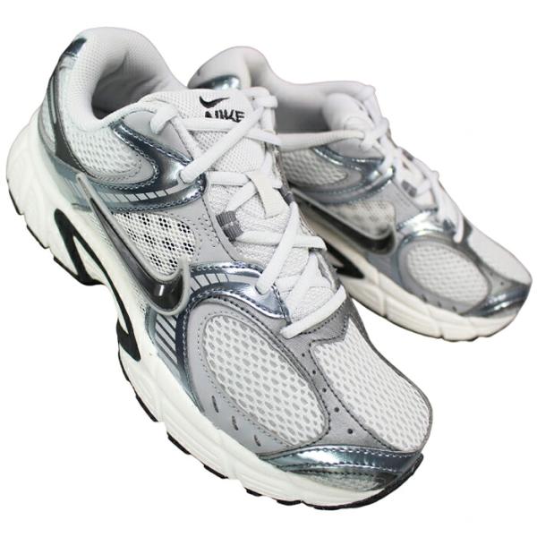 NIKE（ナイキ） スニーカー nike HJ5228-014 V5 RNR 26.5cm〜28cm