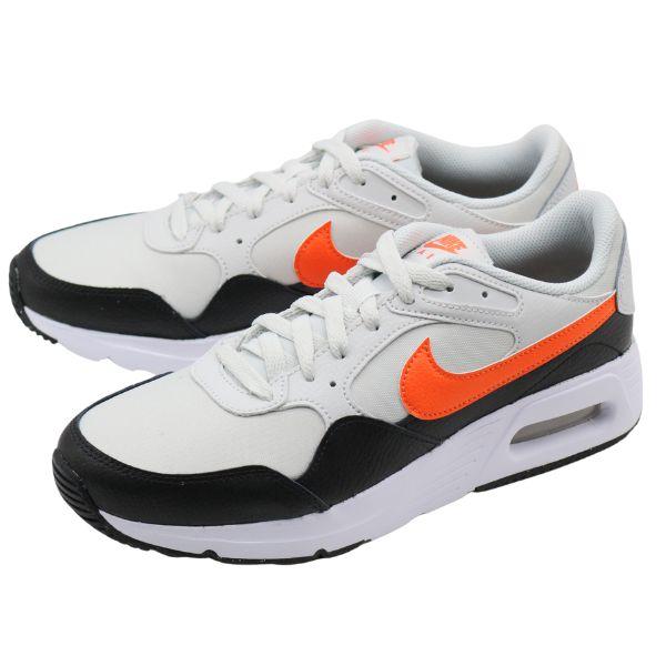 Nike SC