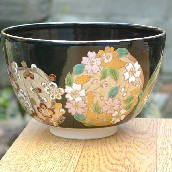 京焼 清水焼  黒塗花丸紋  抹茶茶碗   与山 京焼 清水焼 黒塗花丸紋抹茶茶碗 与山 : 松韻堂 Yahoo!店 - 通販