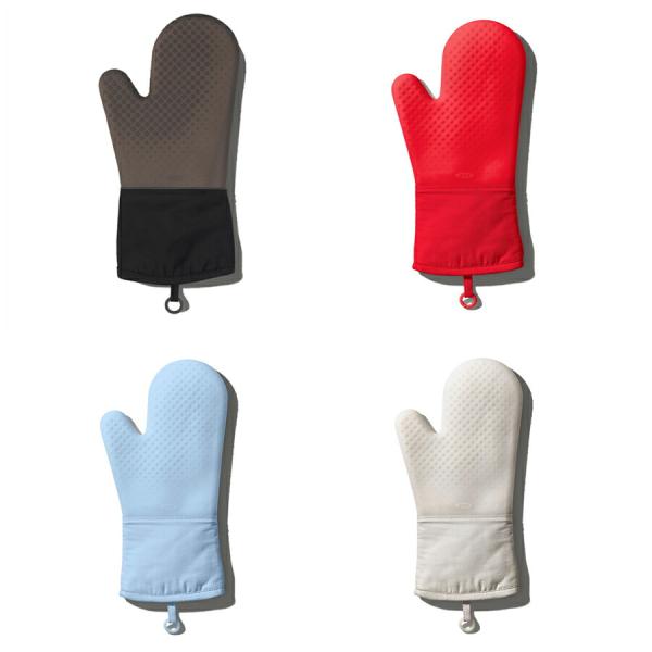 ◆サイズ：全長38×幅17.5×高さ2cm◆素材：シリコーンゴム、コットン◆重量：約148g■特徴電子レンジやオーブンから料理を取り出すときや、鍋つかみに活躍するのがこのオーブンミットです。独自のダイヤモンドパターン加工のシリコンは、滑らず...