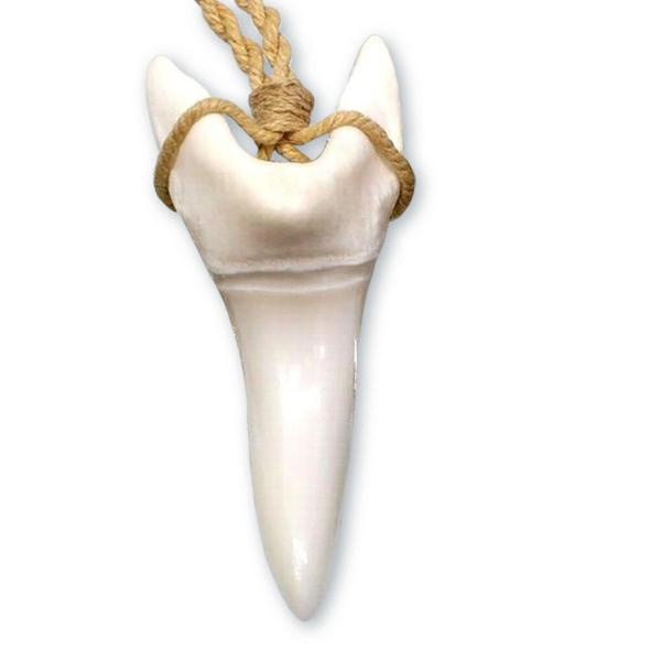 ハワイアンジュエリー ネックレス 鮫の歯 ペンダント Mako shark tooth L フィッシュフック ボーンカービング シリーズ 幸運のお守り  bon098