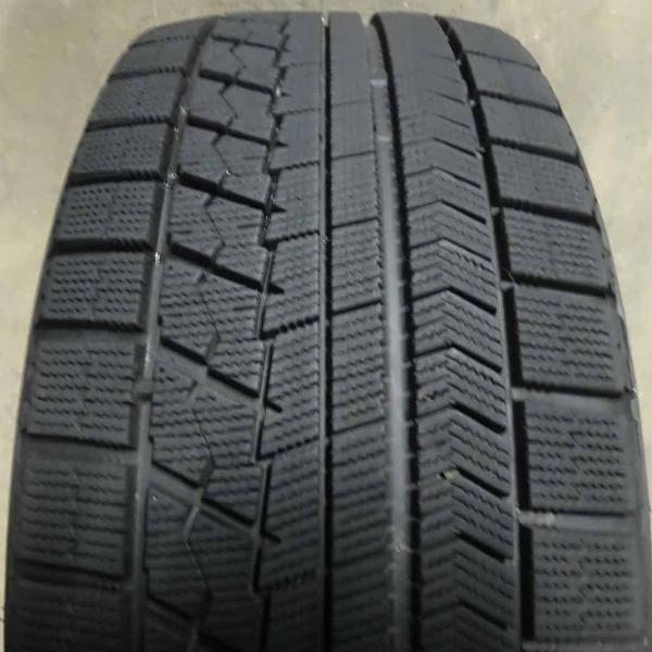 BS BLIZZAK VRX 225/50R17 17インチ スタッドレス 4本 バリ溝 ベンツ/Cクラス /3シリーズ/X1 audi/A4等　(TF872) クレジットカード QRコード決済可能 BLIZZAK VRX2 225/50R17 94Q｜ブリヂストン タイヤオンラインストア