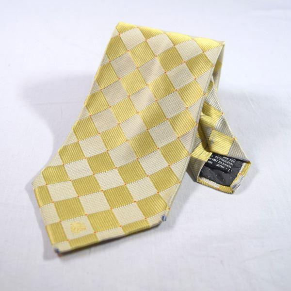 Gianni Versace ジャンニ ヴェルサーチ ネクタイ シルク シルバー ゴールド メンズファッション 中古 ゆうパケット配送 Archery 通販 Yahoo ショッピング