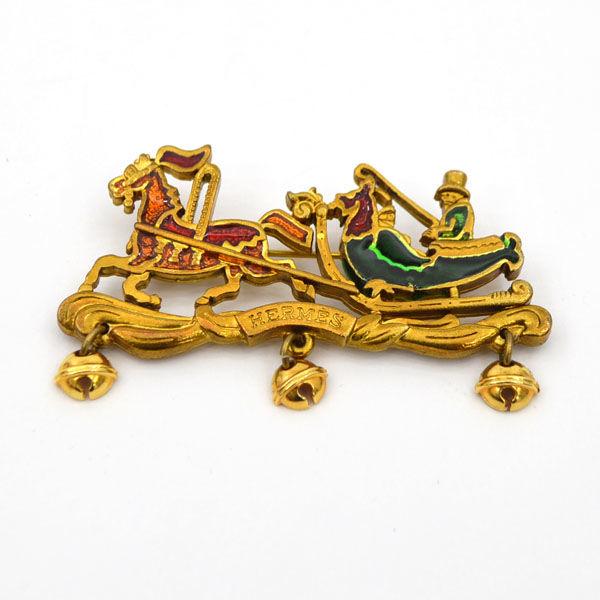 HERMES / エルメス ブローチ 馬車 ソリ ゴールドカラー ロゴ 