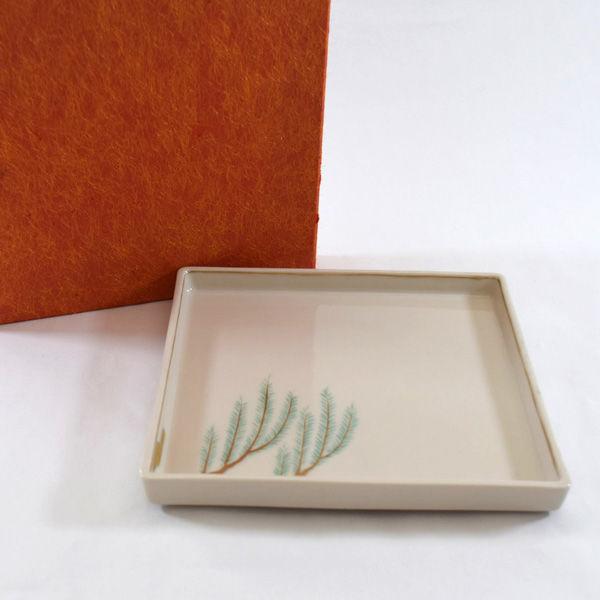 清水焼 香仙窯 吉野敏夫作 和食器清水焼/作家もの 金彩松絵 角皿 
