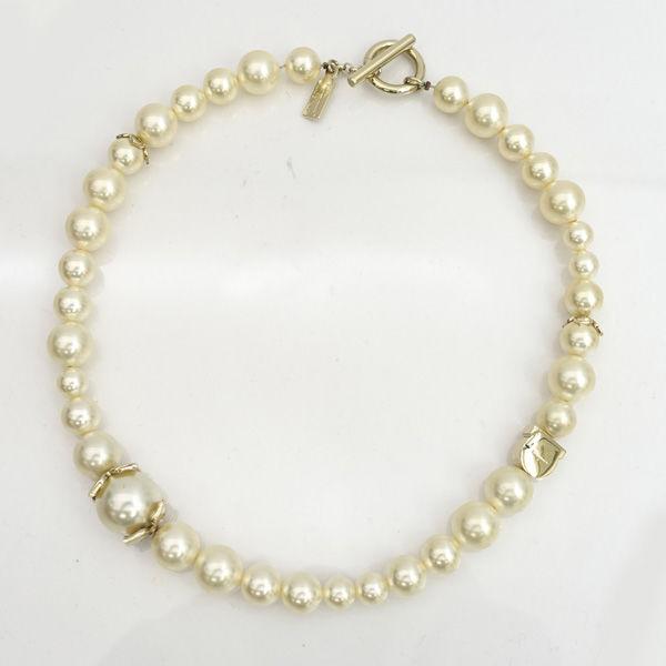 美品　サルヴァトーレフェラガモ 　ガンチーニ　パール 　大玉　ロングネックレス フェラガモ ネックレス/ペンダント アクセサリー レディース