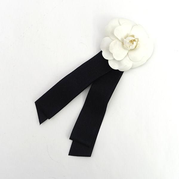 未使用タグ付き✨シャネル　CHANEL 　カメリア コサージュ　ブローチ　リボン CHANEL（シャネル） カメリア フラワー リボン コサージュ ブローチ