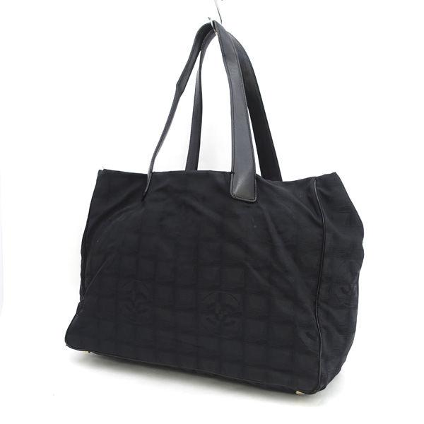 CHANEL ブラック ナイロン トートバッグ ニュートラベルライン CHANEL / シャネル トートバッグ MM