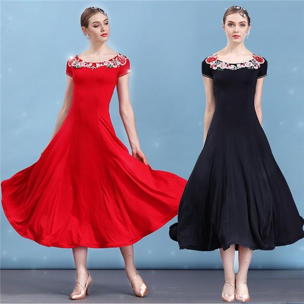 社交ダンス 衣装 モダンドレス ラテンドレス 赤 黒 ラテン 社交ダンスドレス 大きい裾 ダンス ワンピース S~2XL