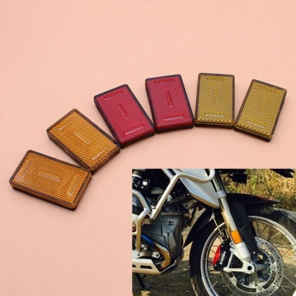適合：BMW K1200RS K1200GT R1200RT R1200GS R1200Rカラー：オレンジ・レッド・イエローパッケージ内容：フロントフォークレッグリフレクター 1ペア説明書は付属しません。素材：プラスチック【注意事項】※発送...