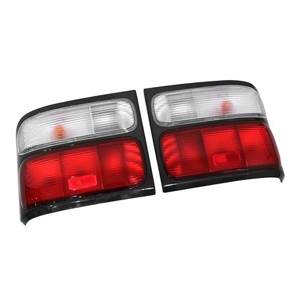 トヨタ コースター XZB40 XZB50 後期 H13.8〜 テールランプ 左右 トヨタ コースター XZB40 XZB50 後期 H13.8〜 テールランプ 左右