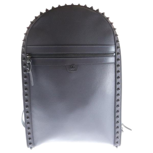 Christian Louboutin（クリスチャンルブタン） バックパリス スタッズ