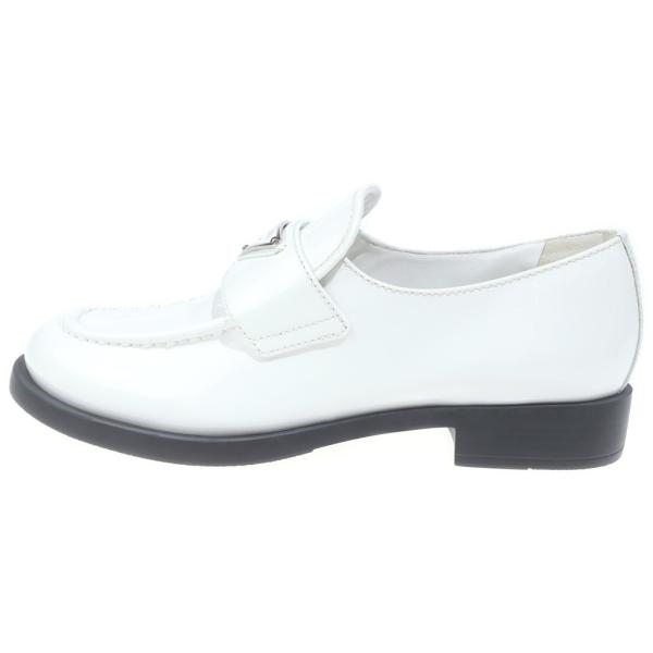 PRADA（プラダ） トライアングルロゴ ローファー レディース 1D329N