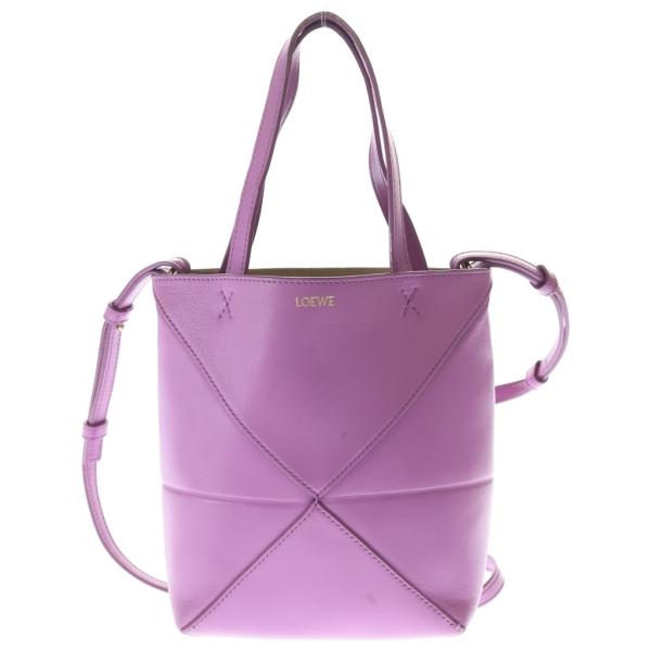 LOEWEクリーム色とダークパープルのハンドバッグ LOEWE（ロエベ） パズルフォルド ミニ レザー 2way ハンドバッグ