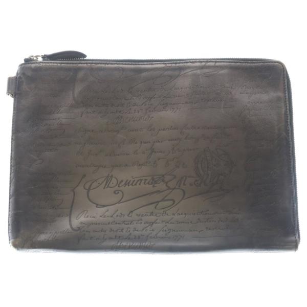 たくまベルルッティ　カリグラフィ ボディバッグ　シルバー金具 Berluti（ベルルッティ） カリグラフィ ニノGM クラッチバッグ