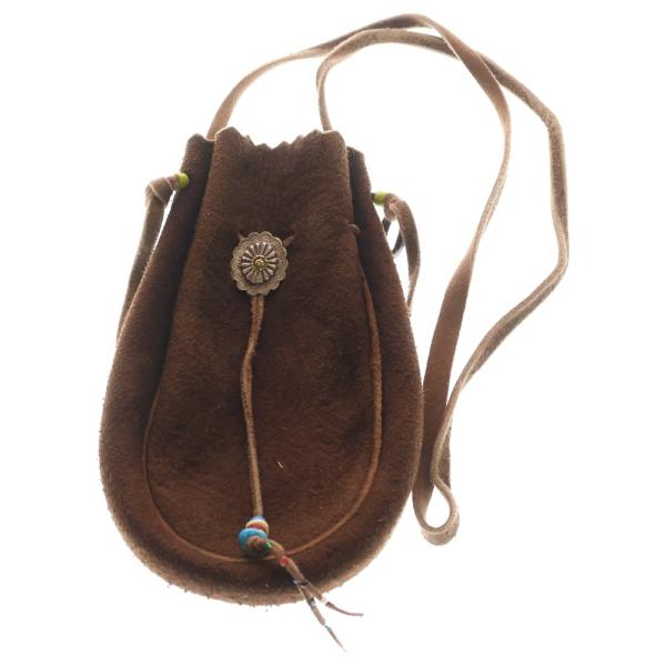 goro's ゴローズ シルバーコンチョ付 巾着ポーチ M goro's（ゴローズ） K18付きフラワーコンチョ付きマチ付き巾着ポーチ L