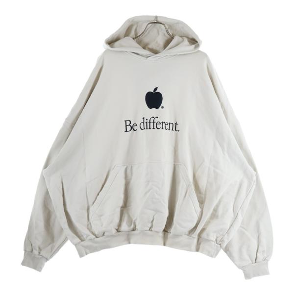 BALENCIAGA（バレンシアガ） 22AW Be different 刺繍 ダメージ加工