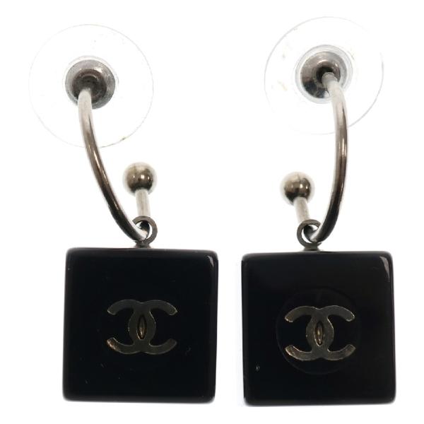 CHANEL（シャネル） ココマーク キューブピアス ブラック×シルバー