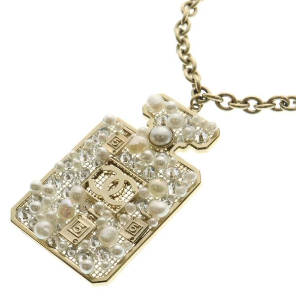 CHANEL / シャネル シャネルのパールイヤリングと香水のセット　ネックレス CHANEL（シャネル） 香水モチーフ パール ネックレス ペンダント