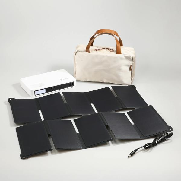 薄型＆大容量バッテリーのポータブル電源と、ソーラーパネルのセット！ 防災やアウトドアなどに活躍。薄型でありながら、約30,400mAhの大容量バッテリー採用している多機能ポータブル電源と、ソーラーパネルセットです。スマートフォン約5回満充電...