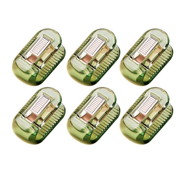 カラー：グリーンスタイル：cute【シーツクリップ】布団と布団カバーを固定するクリップセットです。クリアとグリーンの色があり、落ち着いた可愛らしいカラーで、どんな布団に合わせても相性がいい。【メイン素材】布団クリップは高品質のPSとABSプ...