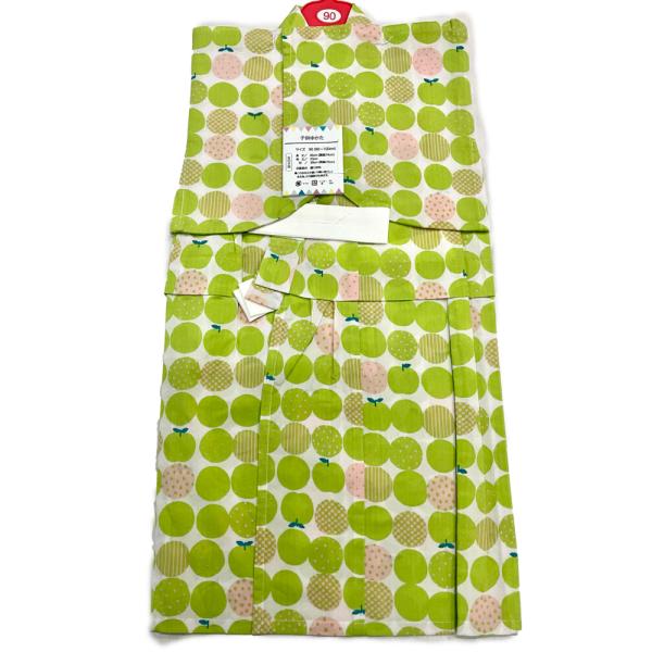 ●綿100％●サイズ：90cm（90-100cm）身丈：65cm（腰揚げ4cm）、袖丈：25cm、裄：36cm（肩揚げ2cm）○この浴衣は手縫いで縫い揚げをしてある為、丈の調節が出来ます。 ※写真と実物では、光の加減などにより、多少色の誤差...