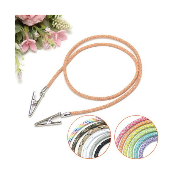 ※ご注意 ・ポスト配達便での発送なので、代引きでのお支払いは不可能となりますので、ご了承下さい。 ・ポスト配達便は発送してから2〜5日後に郵便受けに投函されます。 引張強度が180kgある丈夫なアウトドアコードで作ったナフキンクリップです。...