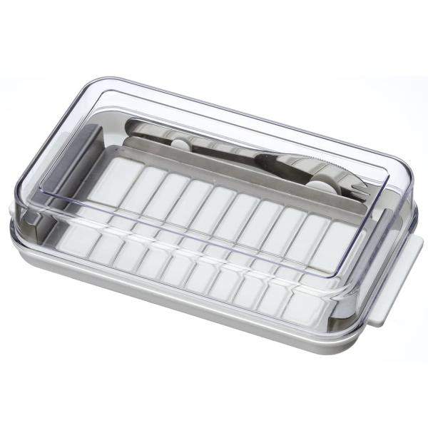 スケーター(Skater) ステンレスカッター式 バターケース 200g用 専用バターナイフ付き 日本製 BTG2DXNN-A ・バターが硬いとカッターが変形する恐れがあるので、常温に戻したバターをカットして下さい・原産国:日本・梱包サイズ...