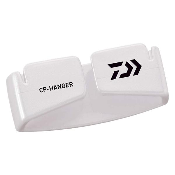 ダイワ(DAIWA) CPハンガー ライトグレー 866880 2個セット ・CPハンガー●取り付けの簡単な両面テープ付き。●エサ箱・ビニール袋・タオル・ハサミなど、パッと使いたい物をセットしておくと便利。※写真はハサミ・タオル・エサ箱の取...