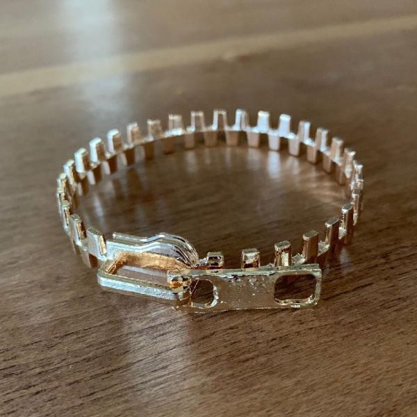 uXbg pNWbp[ t@Xi[fUC fB[X