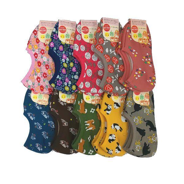 ＊メール便送料込みおまかせ3足組（写真以外にも柄がございます。）●あったか裏ボア起毛●すべり止めが前後についてます。●ストレッチ素材で心地よく足にフィットサイズ：21〜25cm素材　 ：ポリエステル95％ ポリウレタン5％生産　 ：中国製