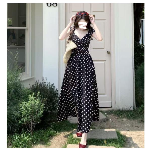 ドット ワンピース ロング丈 水玉 ガーリー 半袖 リゾート カジュアル デート服 ラウンドネック ゆったり 楽ちん 締め付けなし フェミニン 大人