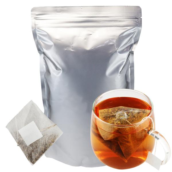 インドの南部【国の保護下にある立ち入り禁止地域【森の中】】で自生している「サラシア レティキュラータの根」を手作業で収穫