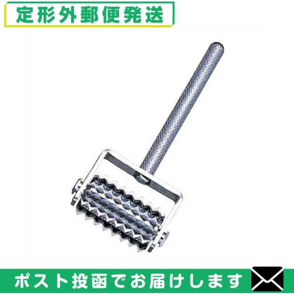 ● ローラー鍼とは接触鍼のひとつで、ギザギザが特徴の鍼。● ギザギザのローラー部分を患部に転がすことにより、刺激を加えます。● 刺さない鍼で、刺激がマイルドなのが特徴の鍼です。● 患部の肌の状態を確認しながら使用するのをお勧めします。