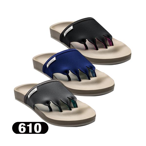 ● 濡れることを想定して作られたインソール・アウトソール<br>アウトソールは耐滑性に優れた素材を、インソールには足裏がべとつきにくく、やわらかなEVA素材を使用。<br>インソール・アウトソールともに水が抜けやすく...