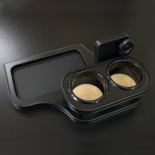 ^jO` hNz_[ ^Cv3 JB64/74