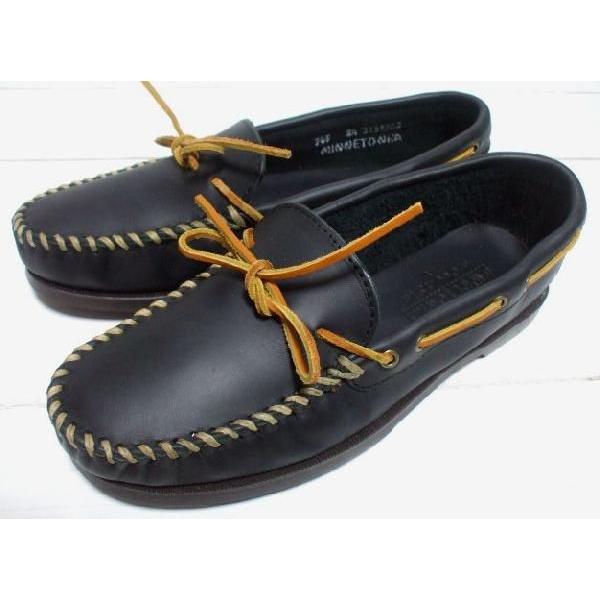 ミネトンカ 本革製 スムースレザー モカシン 黒 ブラック Minnetonka 005 Mt5 005 Shuffle Store 通販 Yahoo ショッピング