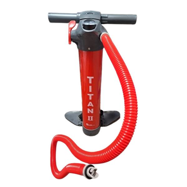 タイタン2ポンプは世界初のダブルチャンバーSUPポンプです。ボードを膨らませるために必要な時間と労力を半分にすることを目的として設計されています。常に革新を続けることで、インフレーション技術の絶対的な限界をテストしてきました。そのため、私た...