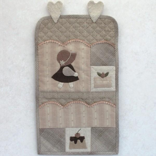 クラフト パッチワークキルト スーのインテリア小物 ウォールポケット 052 手芸材料の通販シュゲールyahoo 店 通販 Yahoo ショッピング