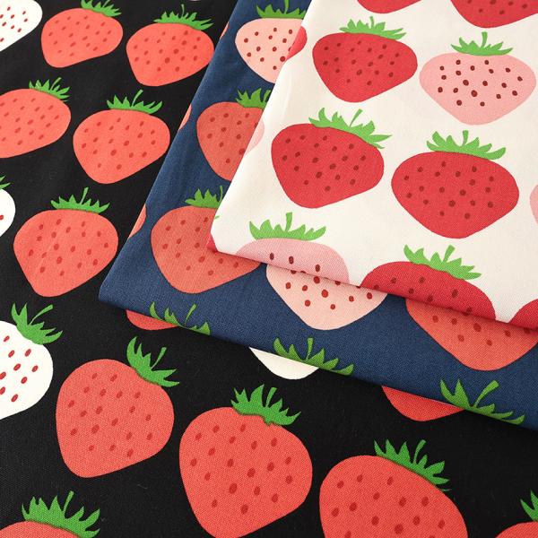 大きないちご柄 オックス 50cm単位 | 切売り 切り売り 生地 布 布地 コットン100％ かわいい イチゴ 苺