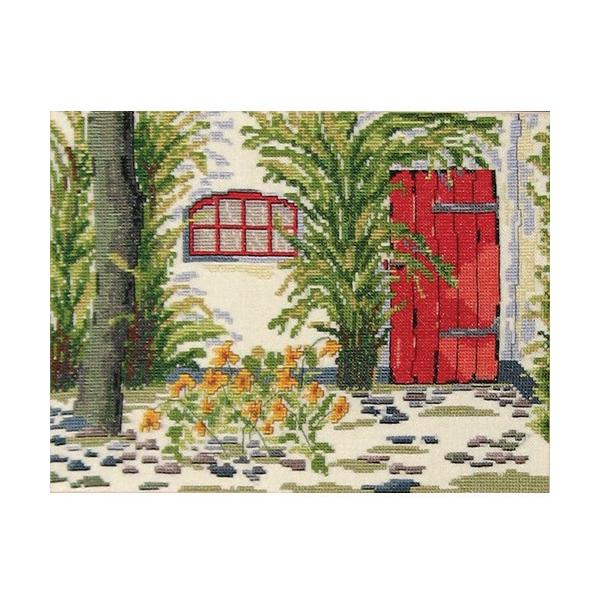 hJ ALbg O.O.E. Courtyard of red doorbf}[Nb