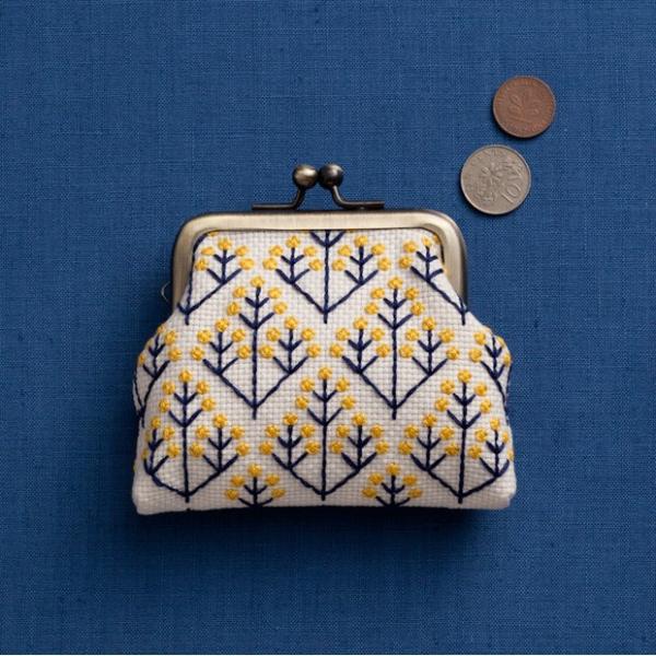 hJ@Lbg@COSMOiVAj@nhLbg ܂ F؂̎