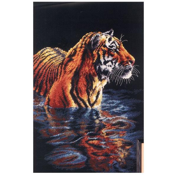 hJ ALbg Dimensions NXXeb`Lbg Tiger Chilling Out ~hJ