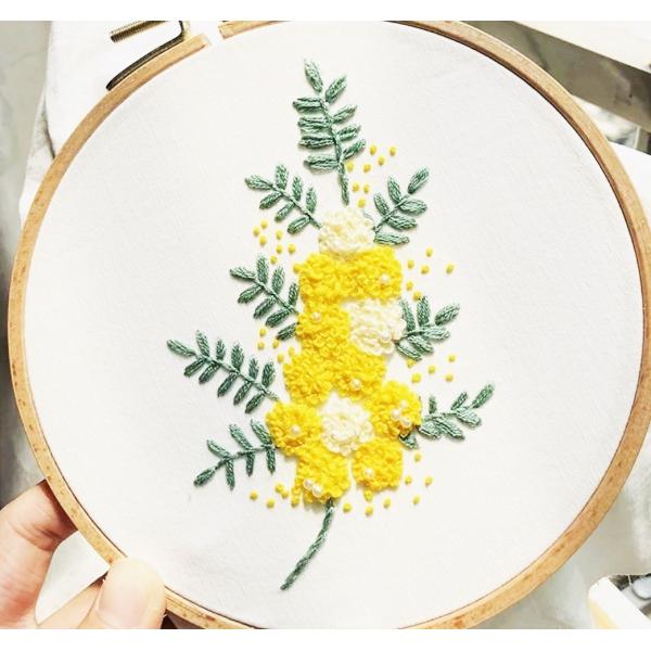 フランス刺繍キット ミモザ 黄色の花 日本語説明書付き プラスチック製の枠付き 初心者 初級 Fre 003 クロスステッチキット シフォン 通販 Yahoo ショッピング