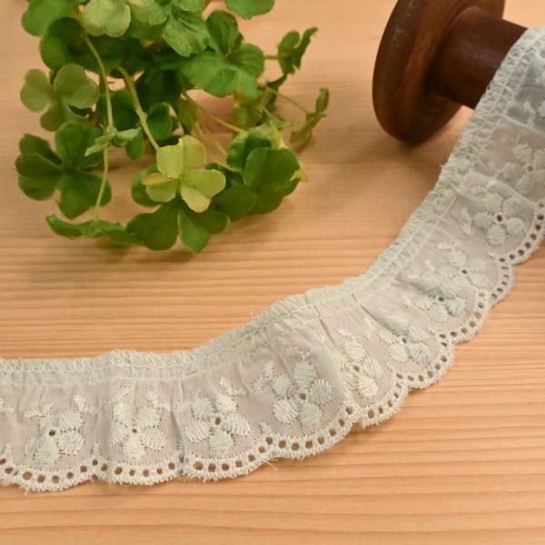 お洒落な綿カラータックレースです♪素材…綿100％巾…約30ｍｍ販売価格は、長さ1ｍの価格です。　　1ｍ購入→1個　　2ｍ購入→2個　　　　　と入力おねがいいたします。※写真と実際の色が多少違う場合があります。予めご了承ください。