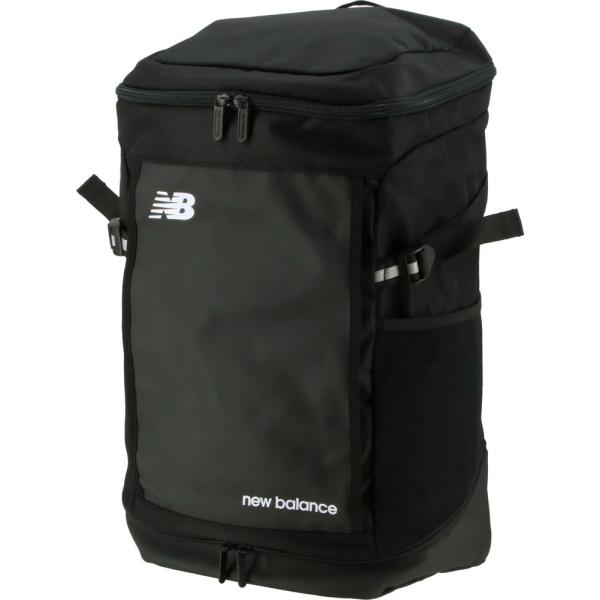 ニューバランス New Balance トップローディングバックパック 35L  JABF1665 BK　サッカー　容量35Lのバックパックを人気のスクエアスタイルで提案。撥水加工を施した高耐久性のポリエステル素材を使用し、トーナル配色のロ...