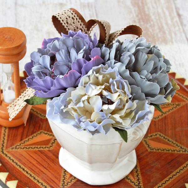 造花 インテリア 3色のピオニーとブラウンリボンのシックなアレンジ 癒やしのアレンジ シルクフラワー Ct触媒 2110 7745 シルクフラワーの山久ヤフー店 通販 Yahoo ショッピング